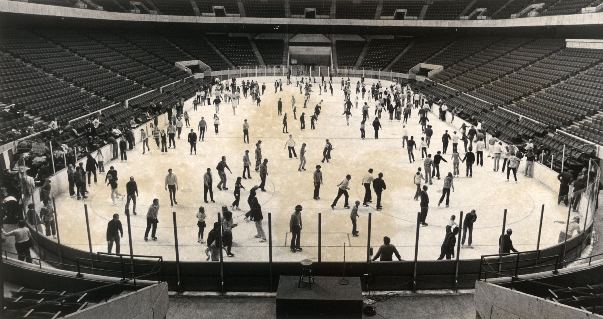 0925_POD_Coliseum